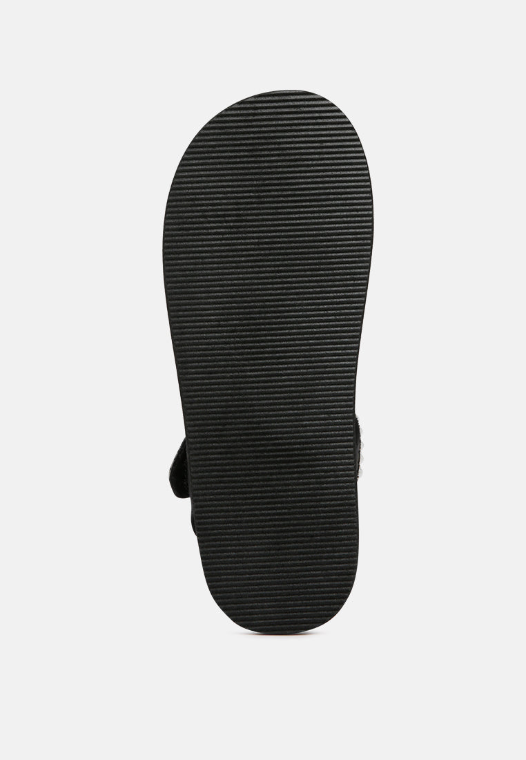 floater sandals in black#color_black
