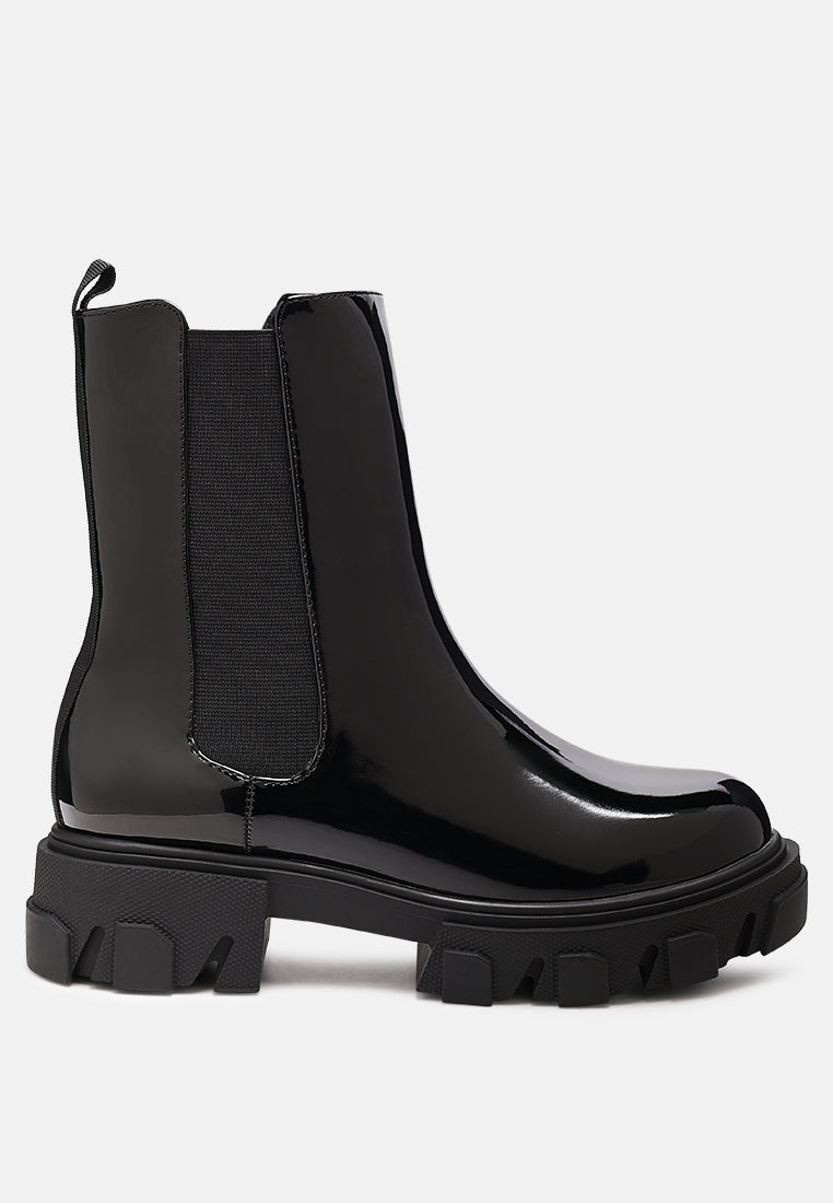 high ankle chunky chelsea boots#color_black