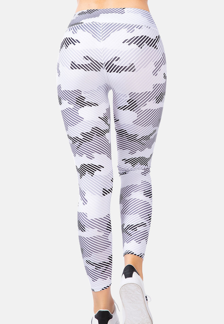 high waist lined camouflage gym leggings#color_camouflage