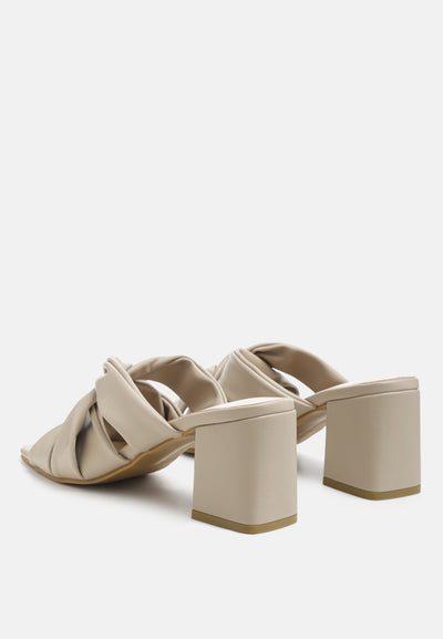 knope interwoven straps mid heeled sandals#color_camel