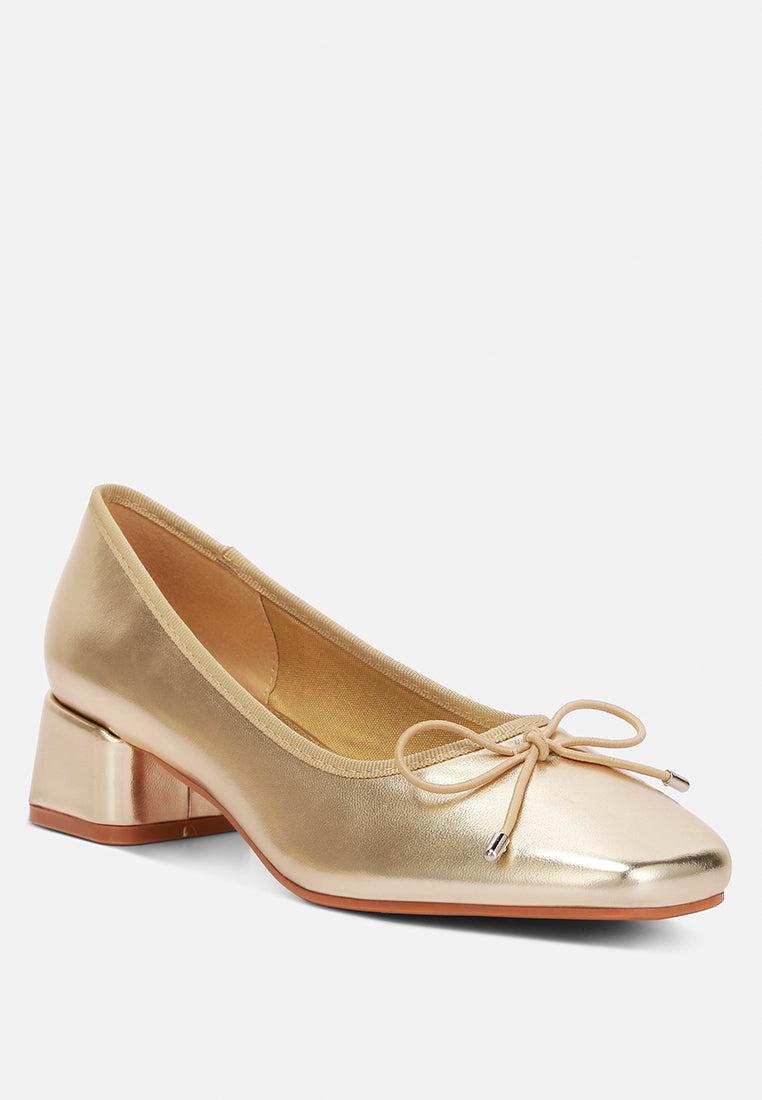 laga metallic low block heel ballerinas#color_gold