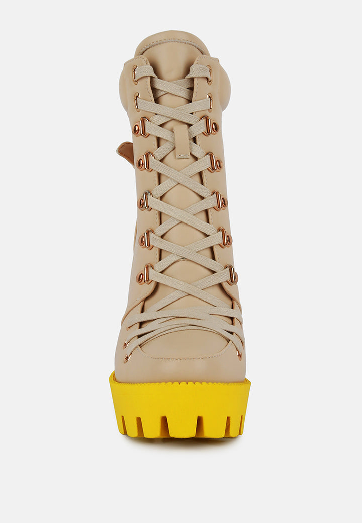 larch cushion collared biker boots by ruw#color_beige