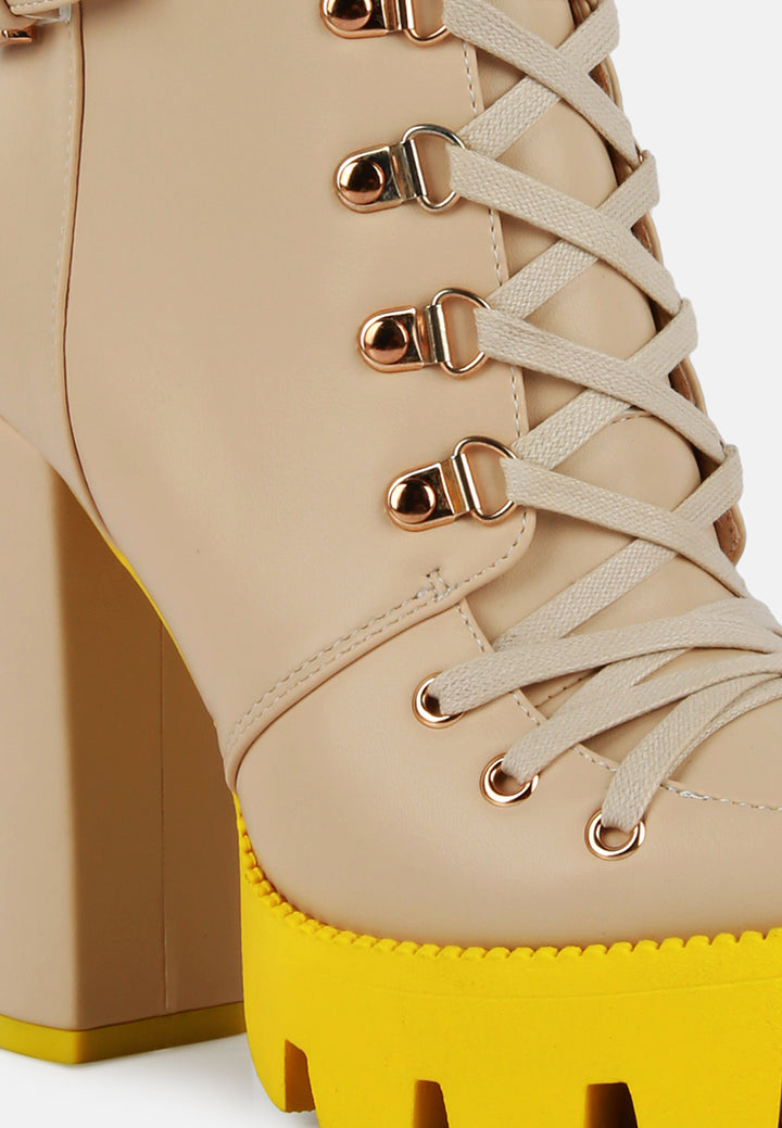 larch cushion collared biker boots by ruw#color_beige