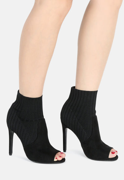 liz stiletto heel boots#color_black