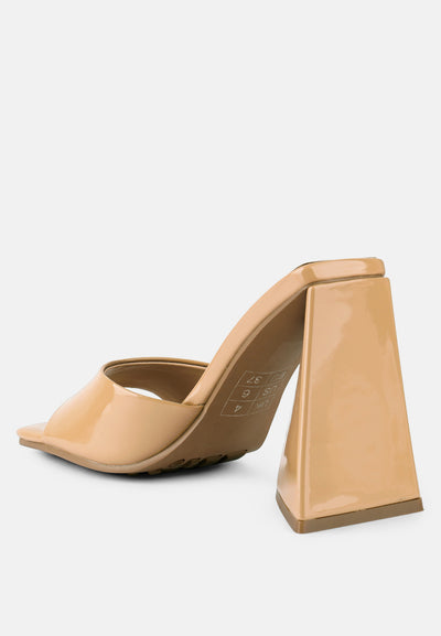lovebug triangular block heel sandals#color_latte