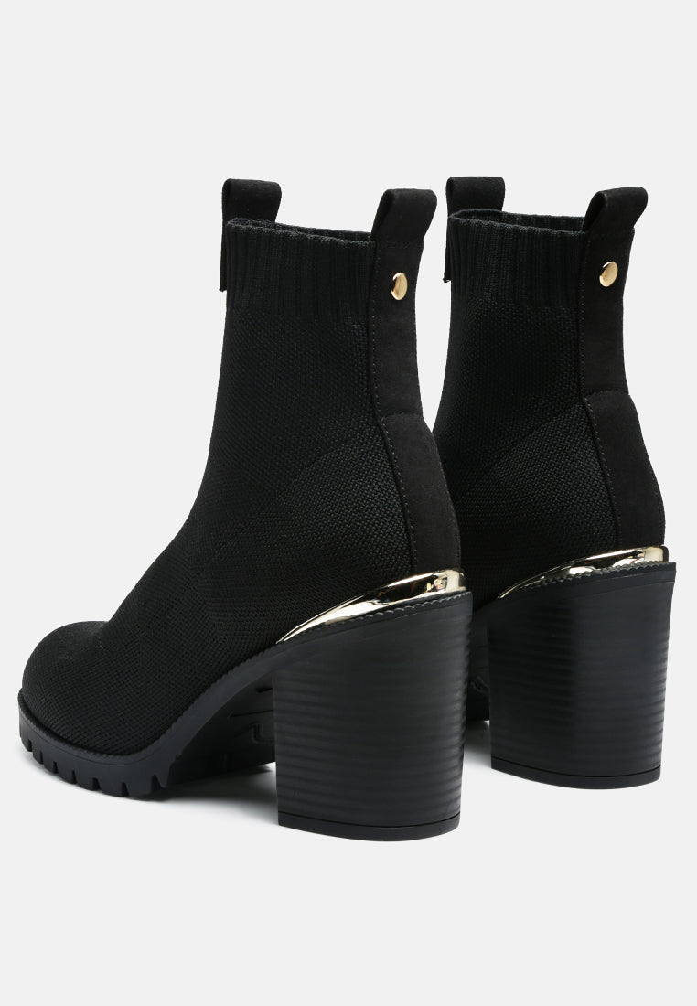 medusa knitted block heel ankle boots#color_black