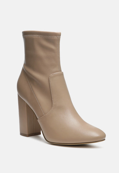 moonstone block heeled boots#color_taupe