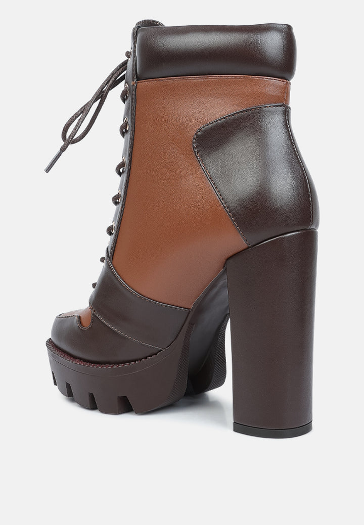moos block heel lace up boots#color_brown