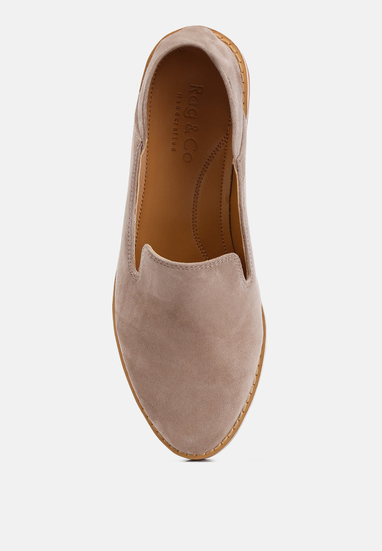 oliwia classic suede loafers#color_taupe