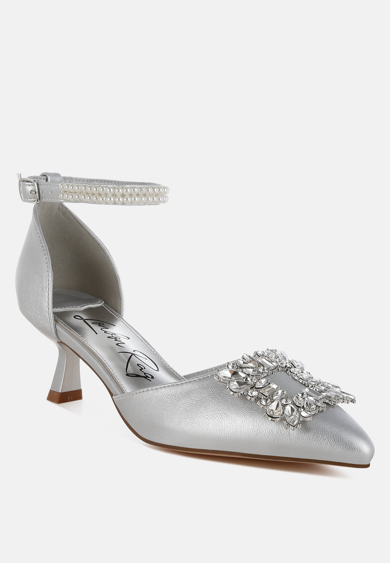 diamante brooch kitten heel sandals by mode#color_silver