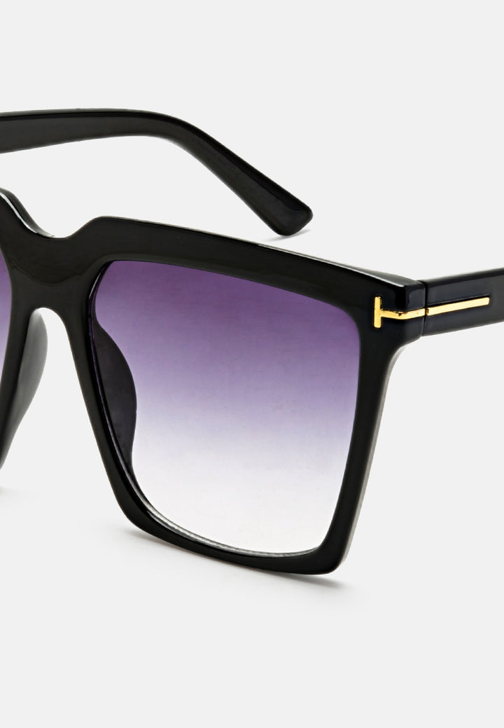  oversized square sunnies in ombre#color_black