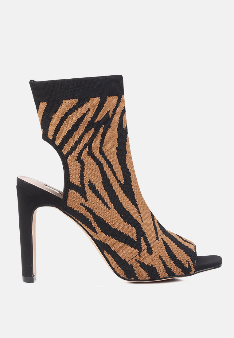 peep toe stretchy boots#color_zebra