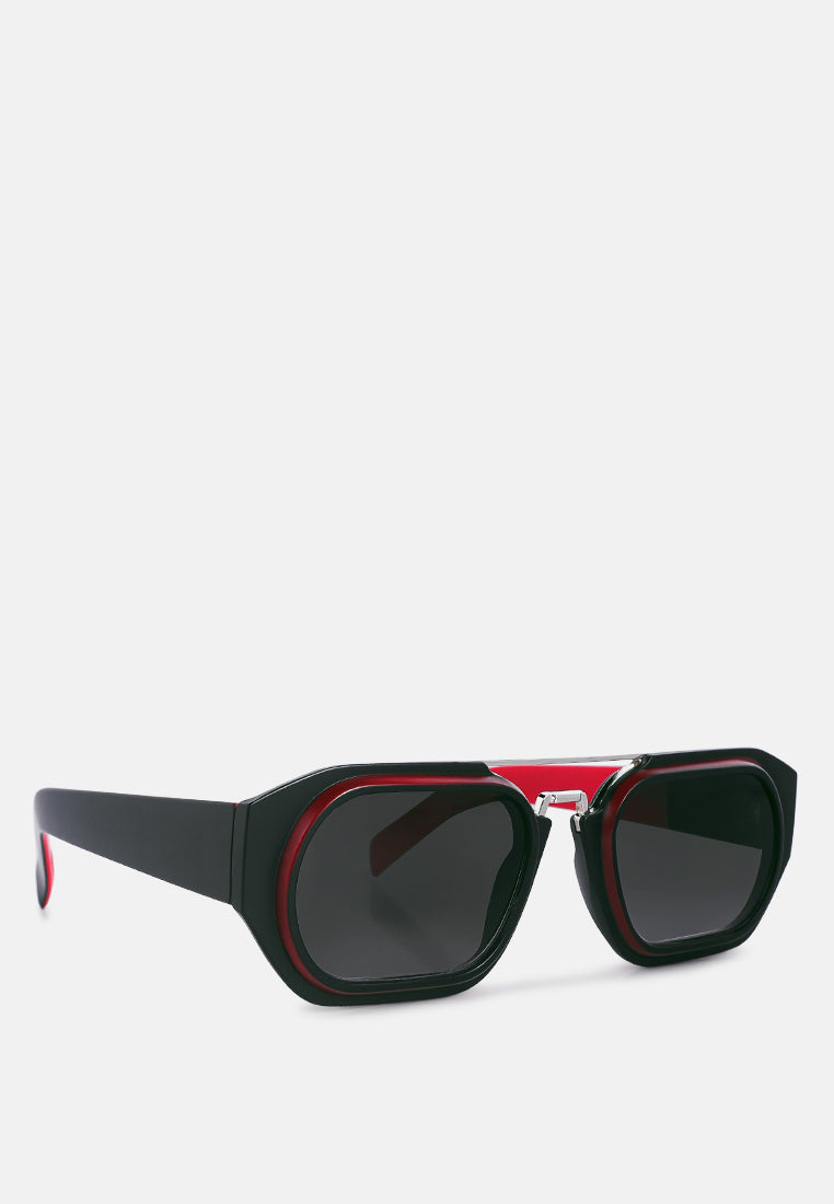 round sporty sunglasses#color_black