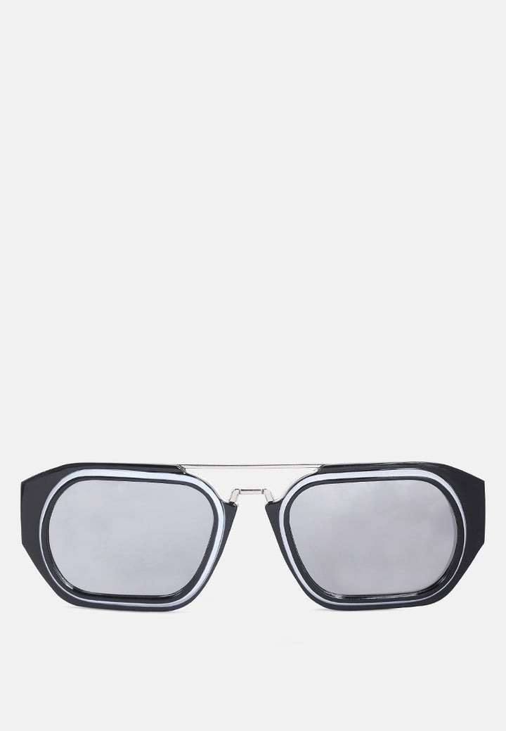 round sporty sunglasses#color_white-silver