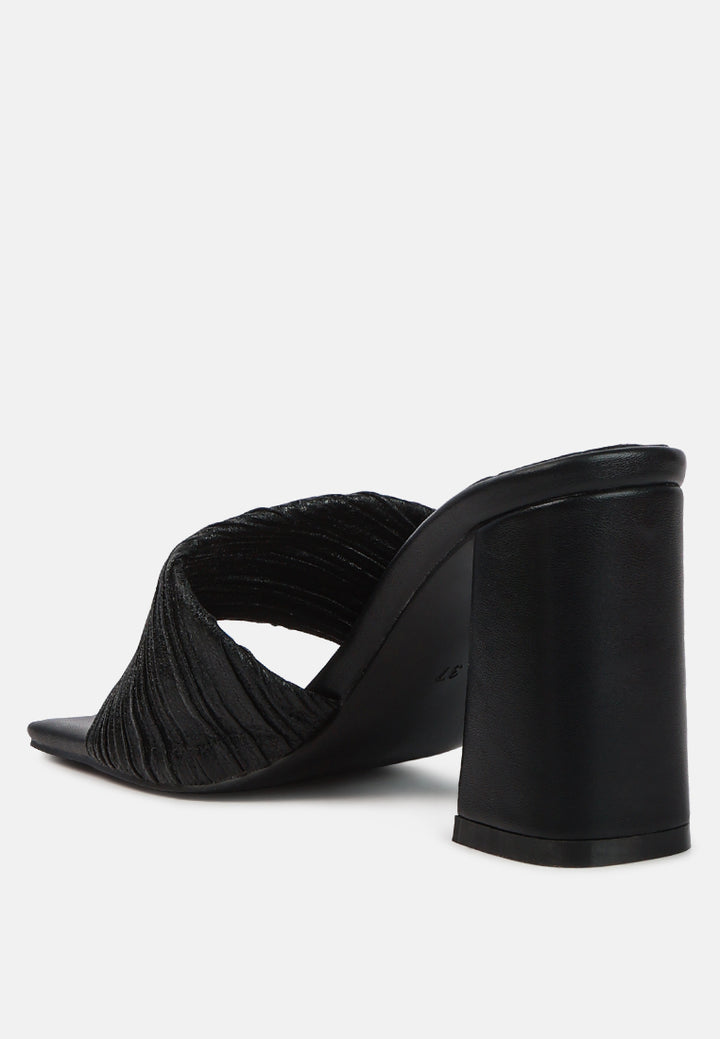 salty you crinkled high heeled block sandals#color_black