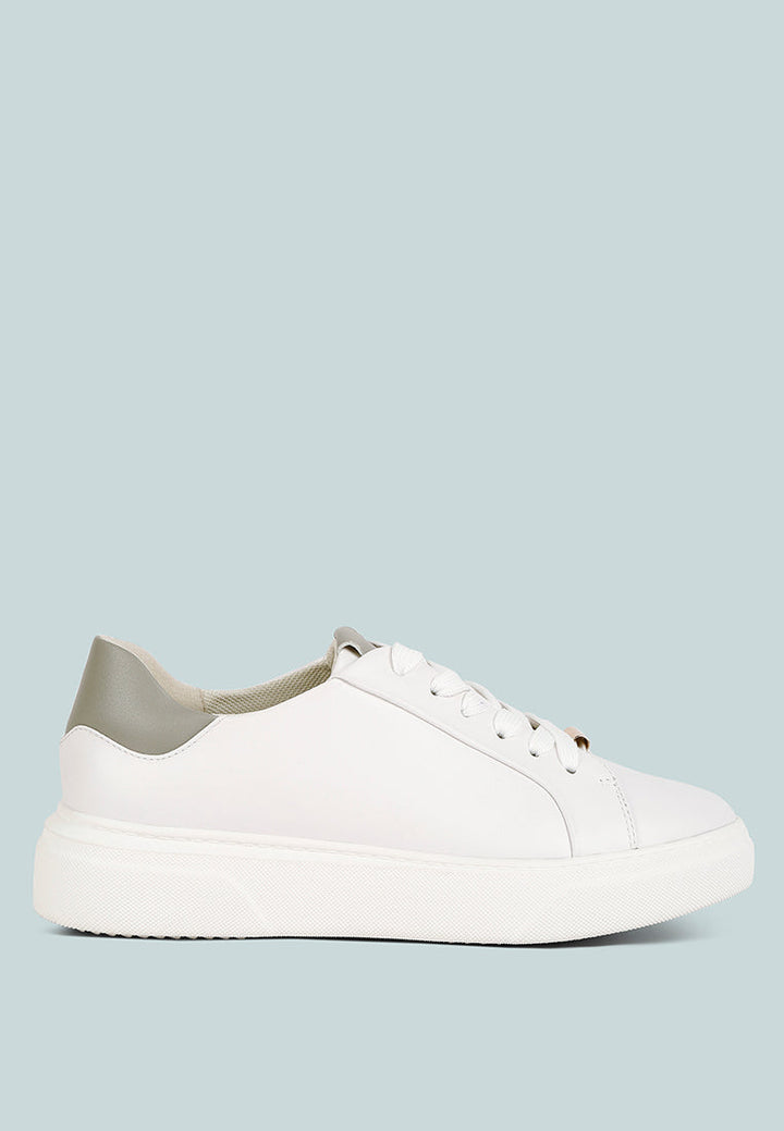 Zapatillas Schick de piel con cordones
