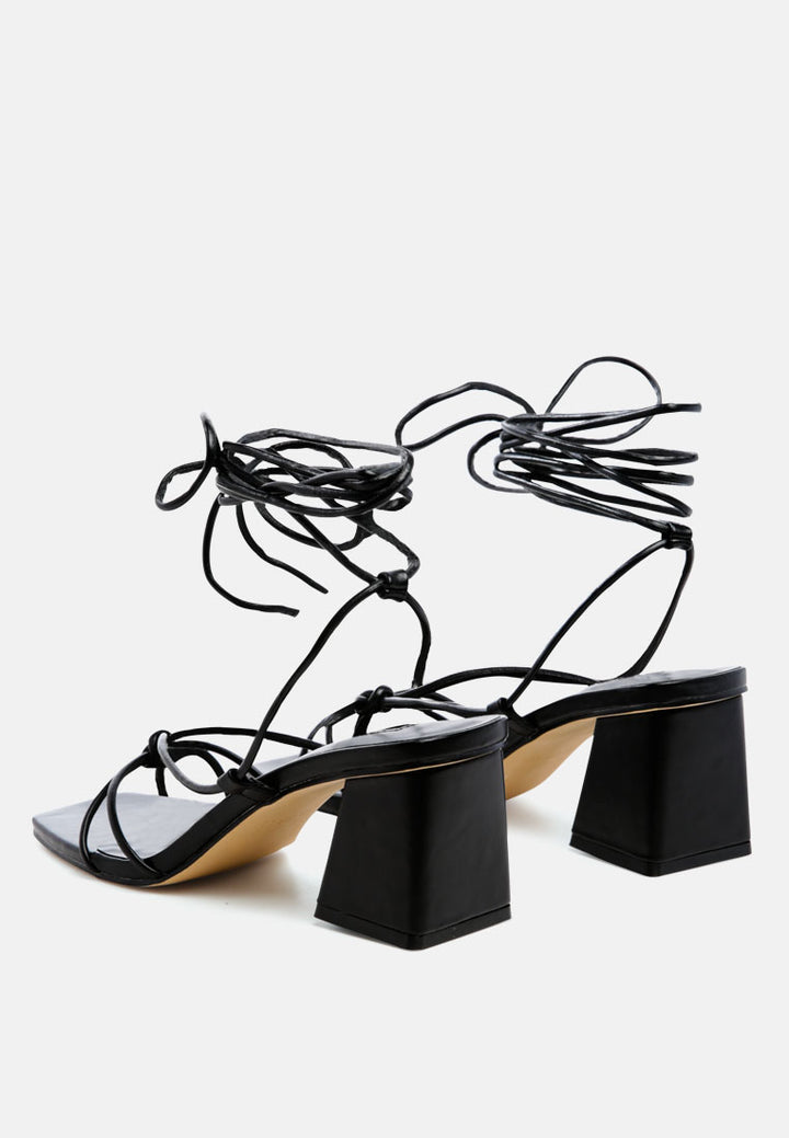 spruce tie up block heel sandals#color_black
