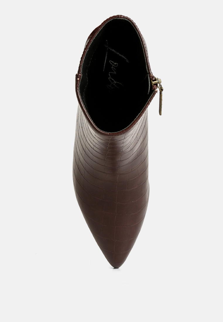 thalia black sleek boots#color_brown