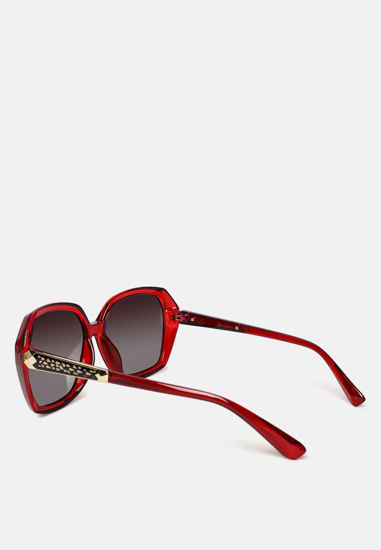the fierce hexagonal ombre sunglasses#color_red-grey