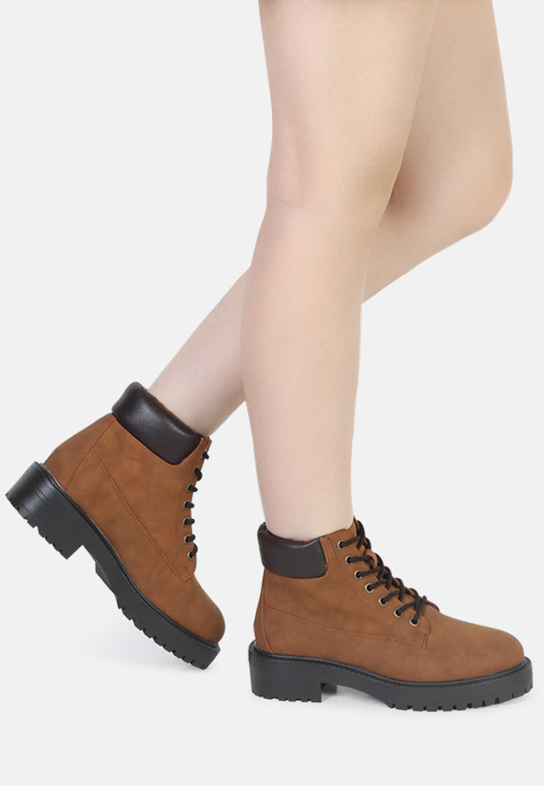 tracy hardcore and strong combat boots#color_tan