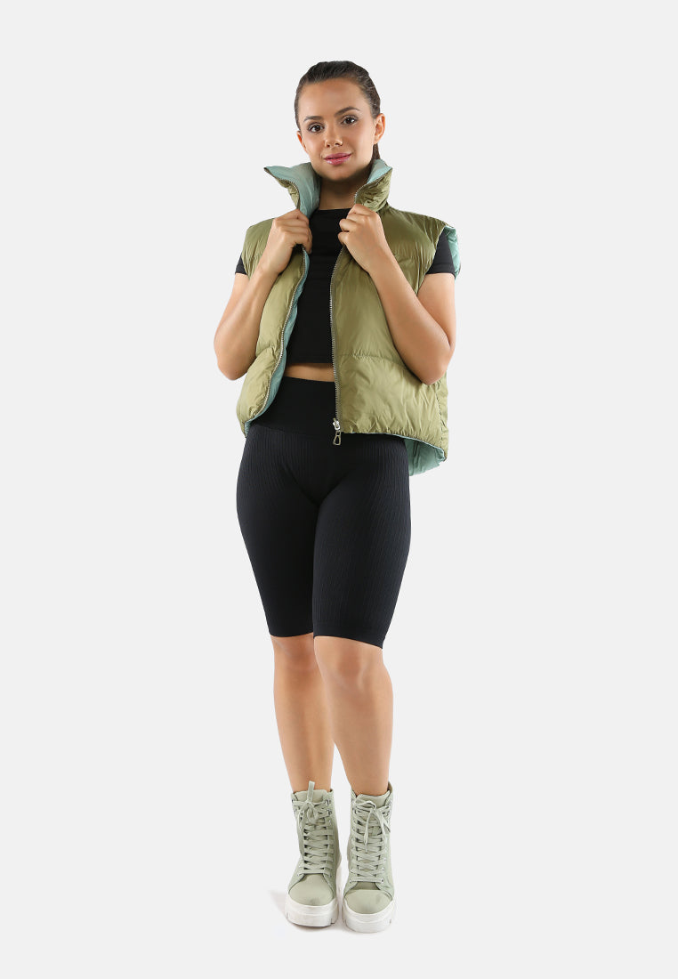 two way cropped sleeveless puffer jacket#color_olive-sage