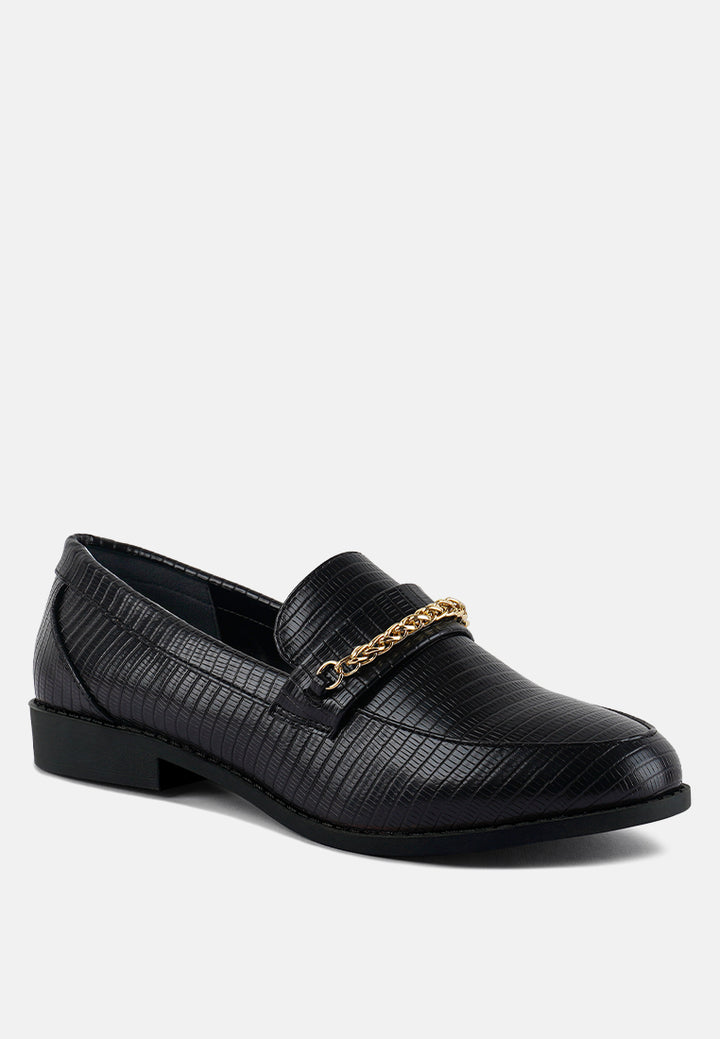 vouse low block loafers adorned with golden chain#color_black