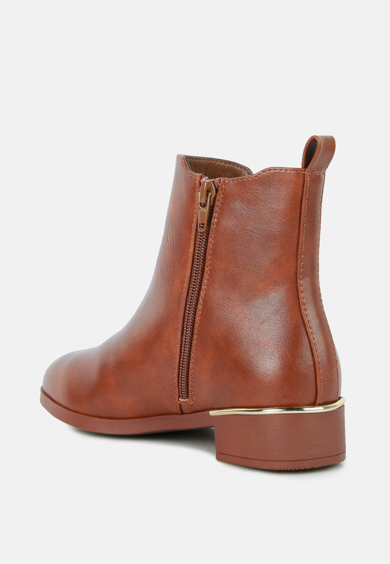 yacht winter basic ankle boots#color_brown