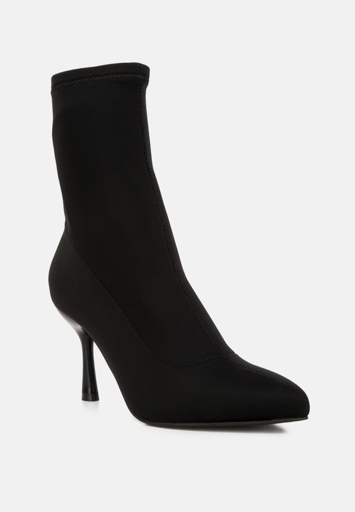 zudio solid mid heel sock boots#color_black