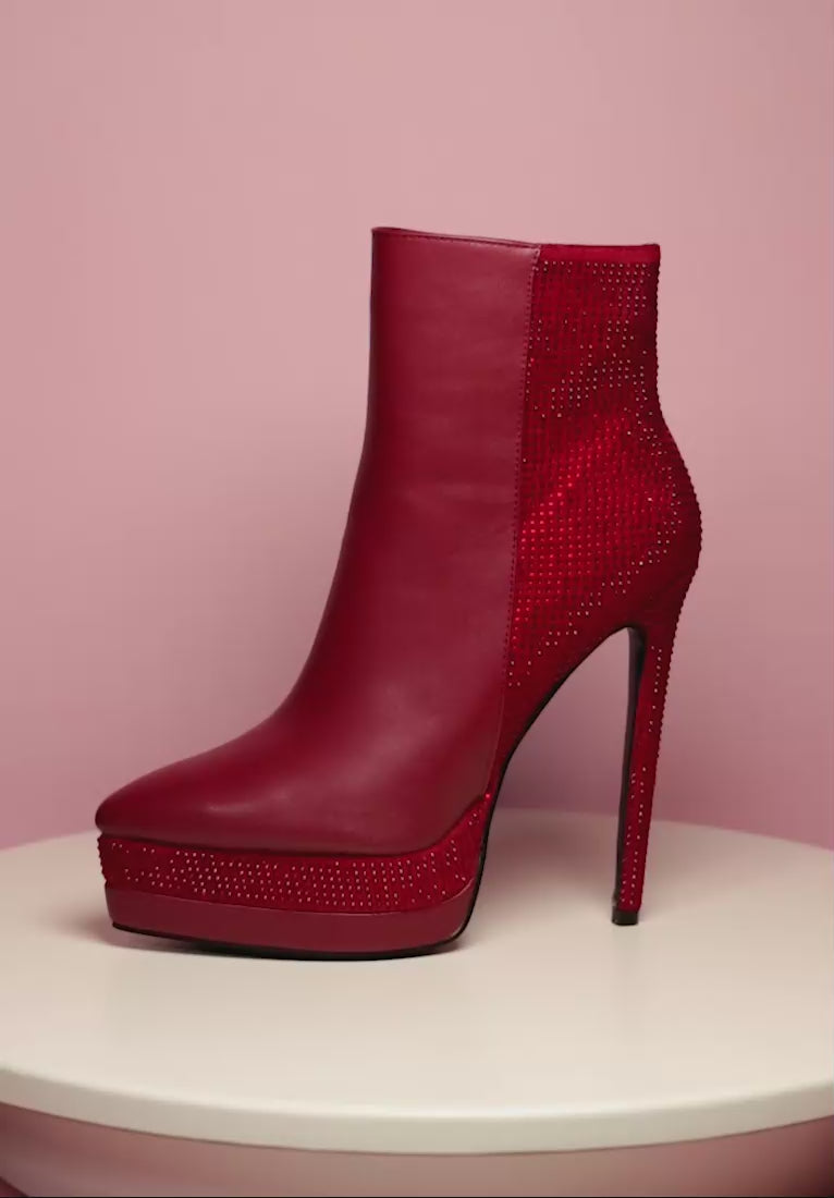 encanto diamante set high heeled ankle boot#color_black