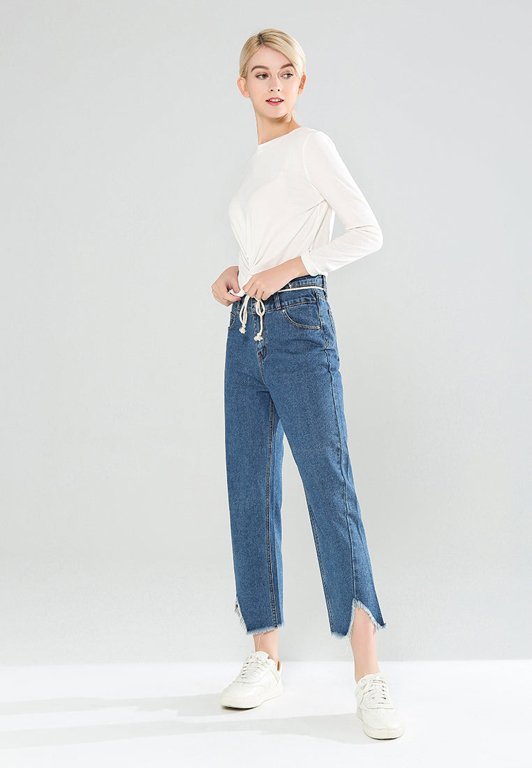 denim jeans with frayed bottom construction#color_blue