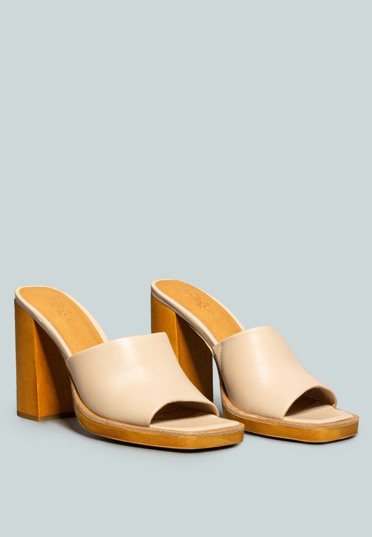 carey leather high heeled block sandal#color_nude