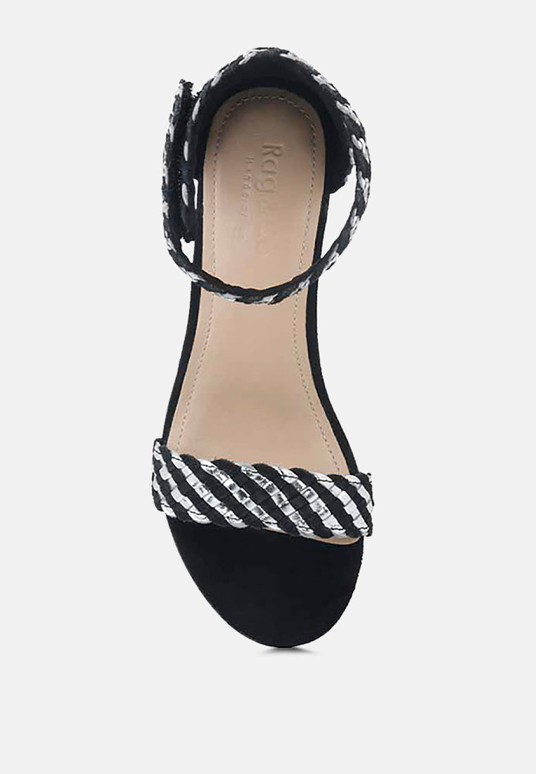 carla stacked heel sandal#color_black