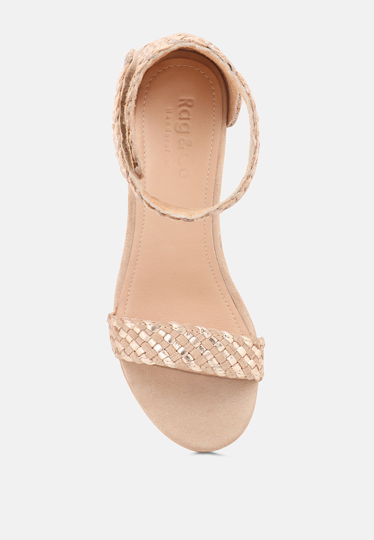 carla stacked heel sandal#color_gold-beige