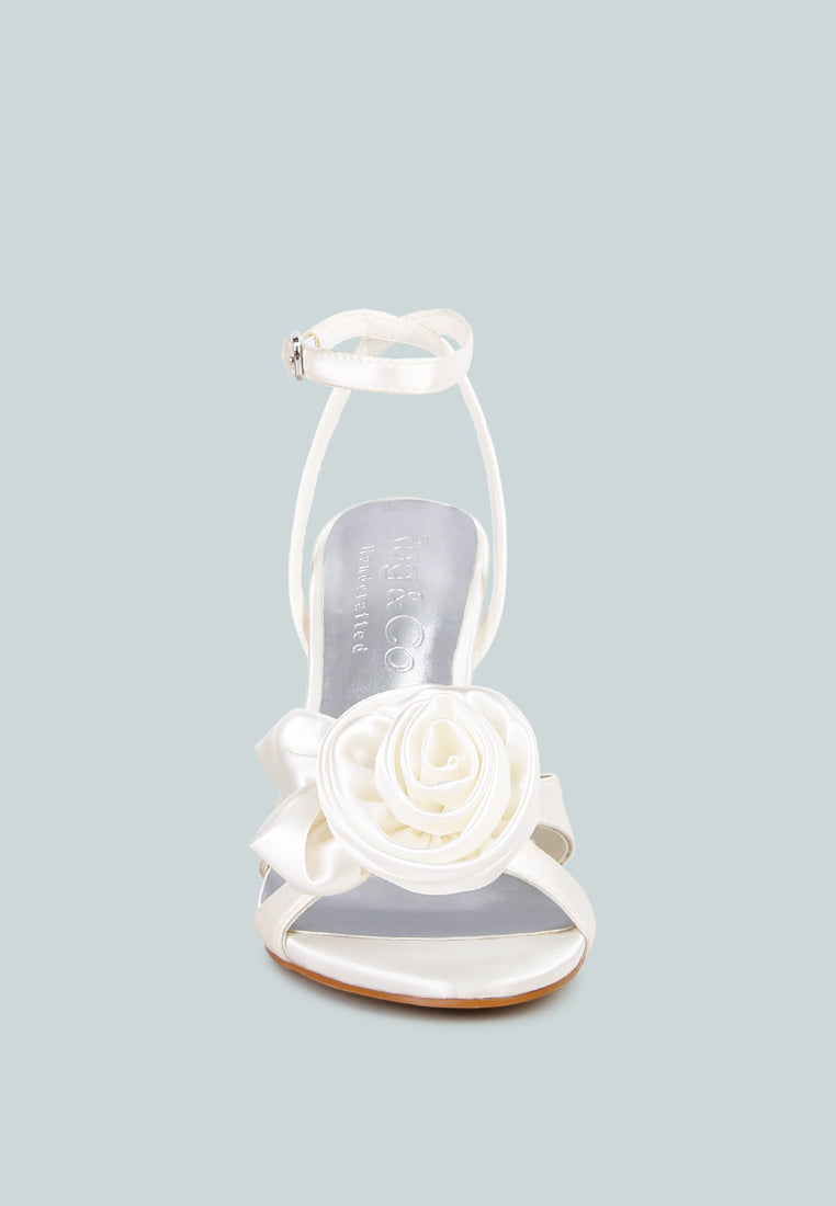 chaumet rose bow embellished sandals#color_white
