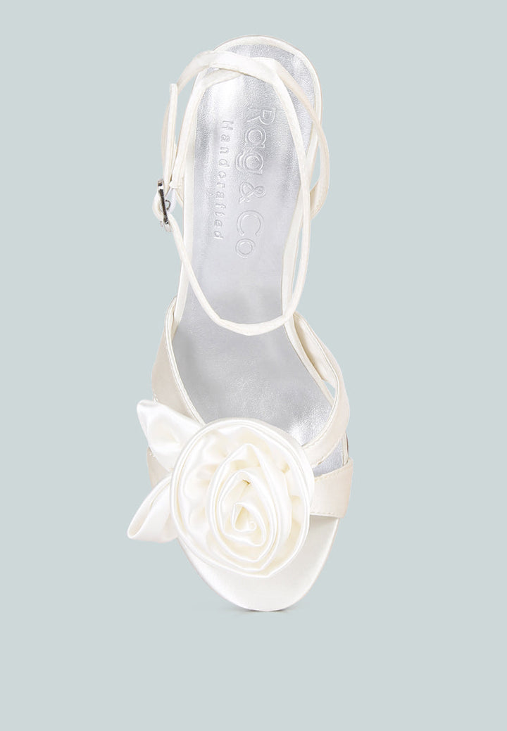 chaumet rose bow embellished sandals#color_white