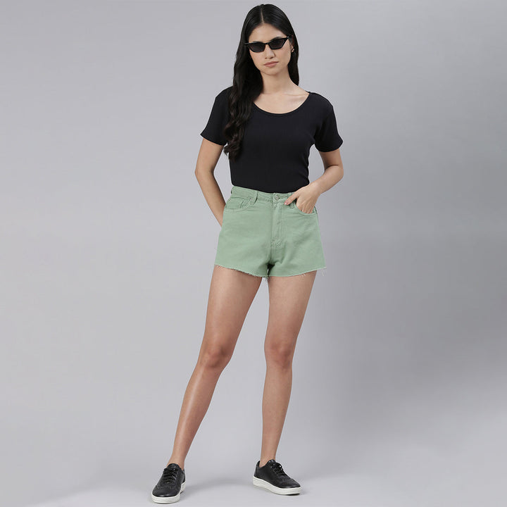 green jeans high waist raw hem shorts#color_green