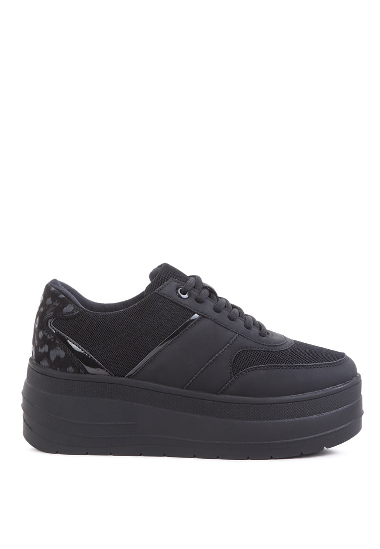 rina active chunky sole mesh sneakers#color_black