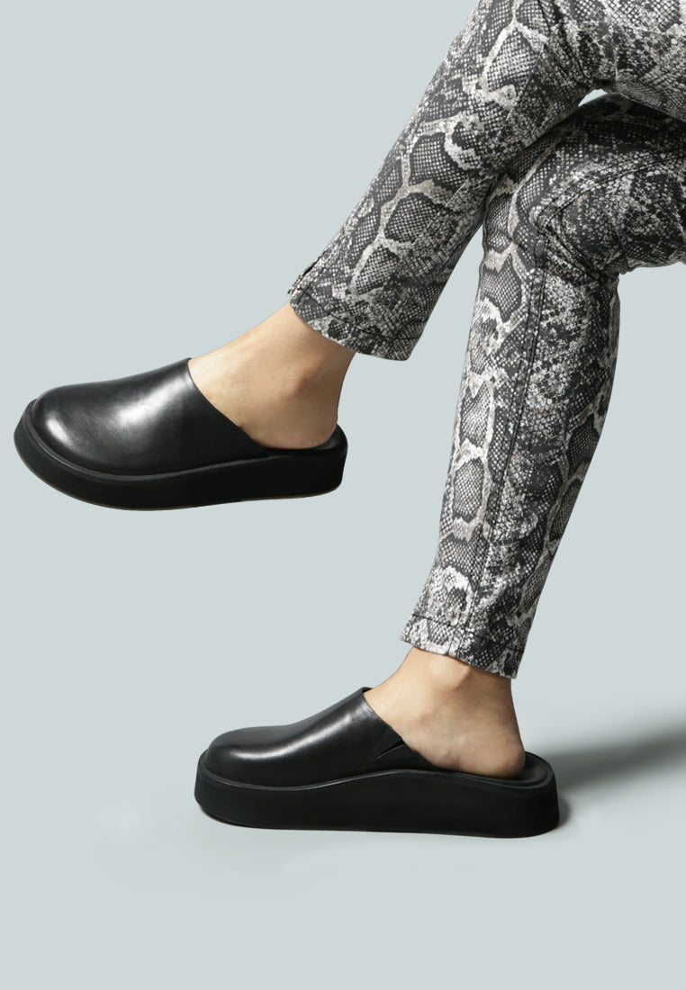 zapatos sin cordones con plataforma plana de Givens#color_black