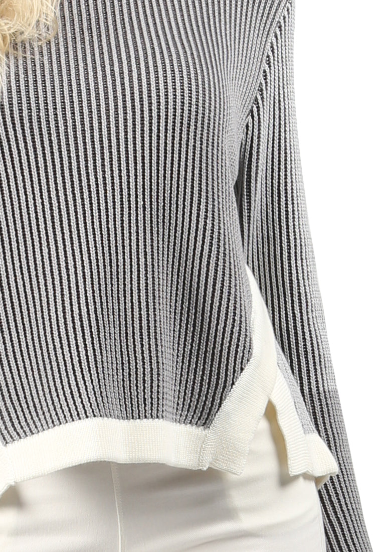 flare bell sleeve sweater#color_grey-white