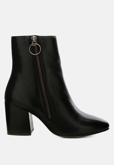 helen block heel leather boots#color_black