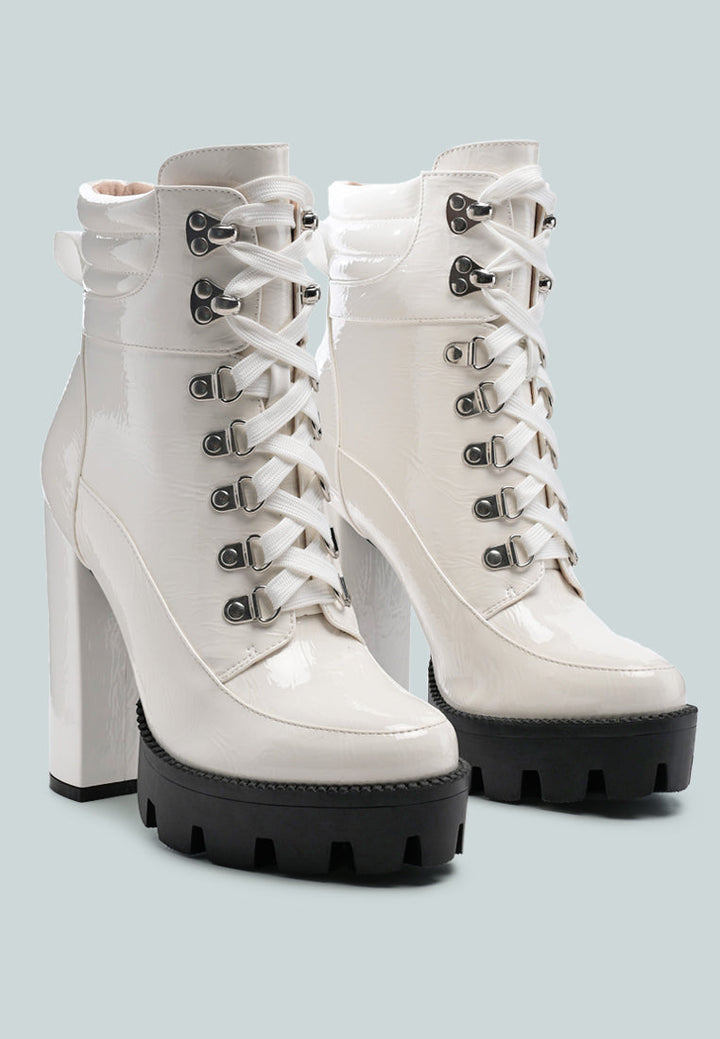 stopper cushion collared lace up boots by ruw#color_white
