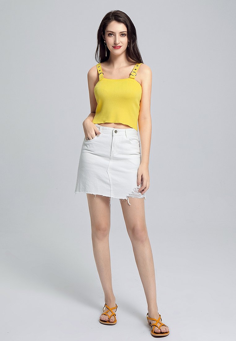 buckled knitted crop top#color_yellow