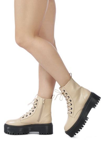 lace-up lug sole ankle boots#color_beige
