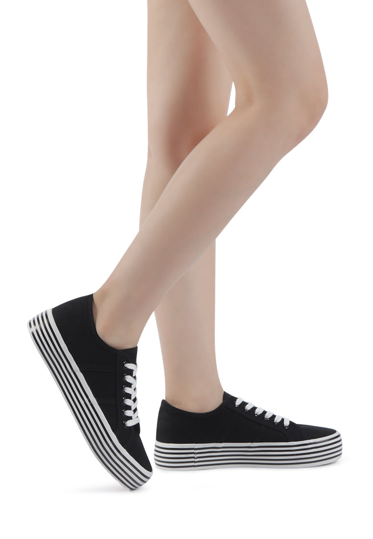 Lace-up Platform Sneakers#color_black