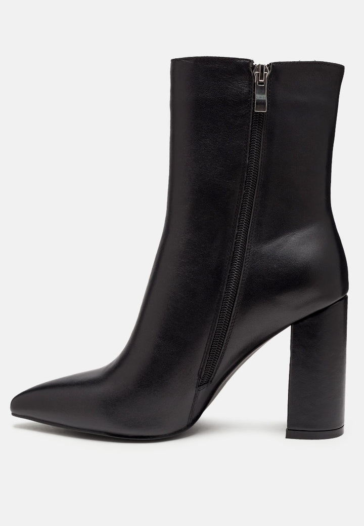 block heeled leather ankle boot#color_black