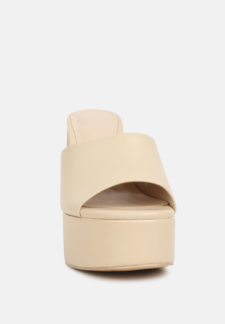 Sandalias de tacón alto con punta abierta#color_beige