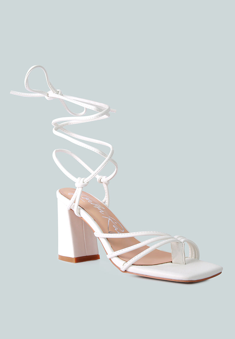 piri toe ring tie up block sandals#color_white
