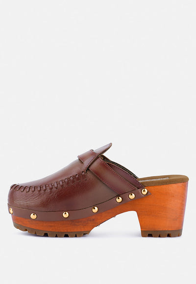 choctav handcrafted leather clogs#color_tan