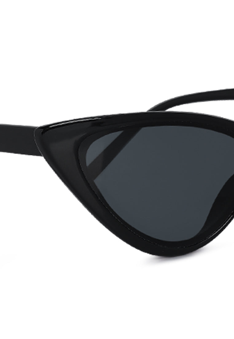 super hot cat-eye sunglasses#color_black