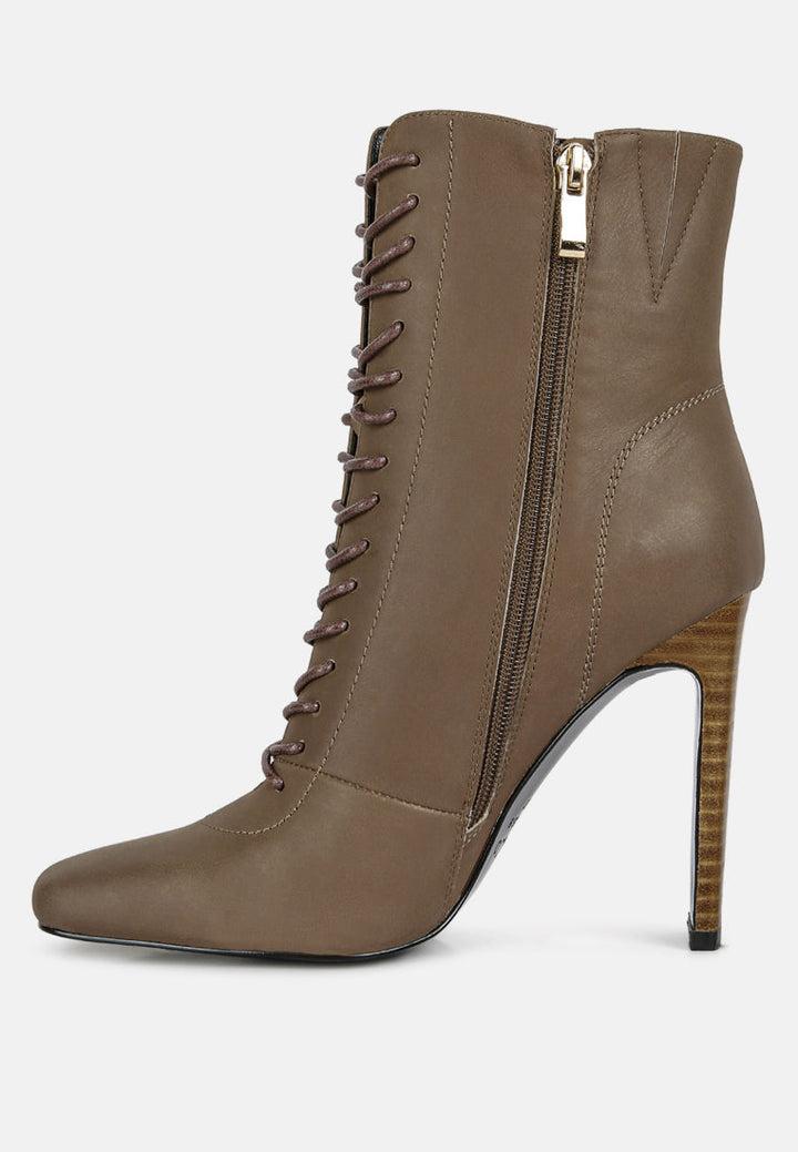 wyndham lace up leather ankle boots#color_brown